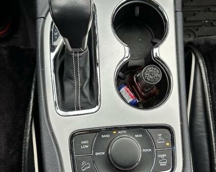 Белый Джип Гранд Чероки, объемом двигателя 3 л и пробегом 155 тыс. км за 22500 $, фото 7 на Automoto.ua