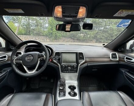 Білий Джип Grand Cherokee, об'ємом двигуна 3 л та пробігом 180 тис. км за 23500 $, фото 7 на Automoto.ua