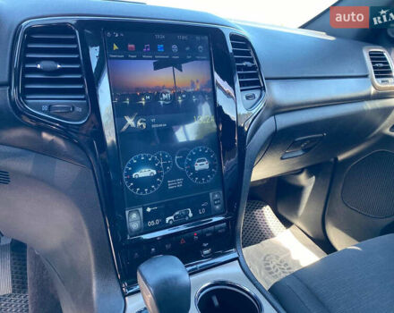 Білий Джип Grand Cherokee, об'ємом двигуна 3.6 л та пробігом 168 тис. км за 17300 $, фото 15 на Automoto.ua