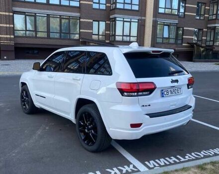 Білий Джип Grand Cherokee, об'ємом двигуна 3.6 л та пробігом 161 тис. км за 25000 $, фото 3 на Automoto.ua