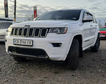Белый Джип Гранд Чероки, объемом двигателя 3.6 л и пробегом 210 тыс. км за 23700 $, фото 1 на Automoto.ua