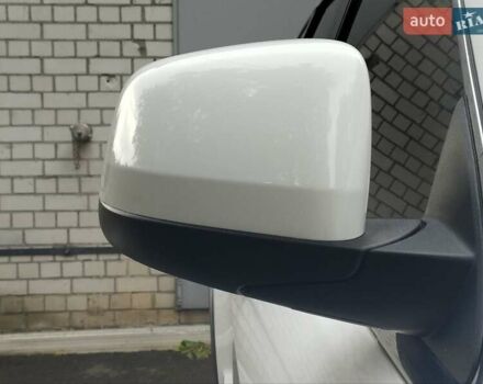 Белый Джип Гранд Чероки, объемом двигателя 3.6 л и пробегом 165 тыс. км за 22490 $, фото 3 на Automoto.ua