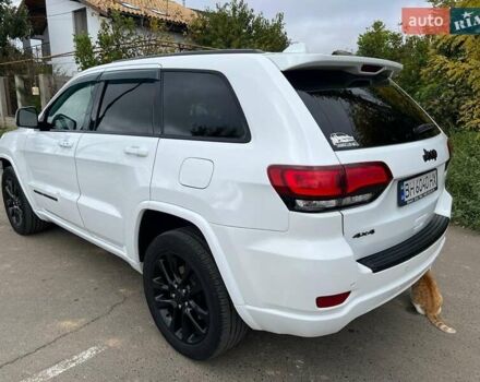 Белый Джип Гранд Чероки, объемом двигателя 3.6 л и пробегом 121 тыс. км за 19900 $, фото 18 на Automoto.ua