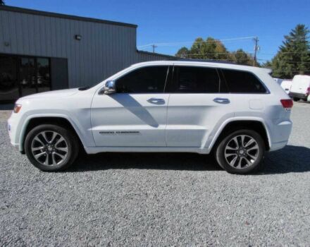 Джип Grand Cherokee 2017 у Чернівцях на Automoto.ua Білий Джип Grand Cherokee, об'ємом двигуна 3.6 л та пробігом 66 тис. км за 4900 $, фото 4 на Automoto.ua