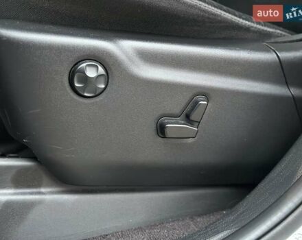 Белый Джип Гранд Чероки, объемом двигателя 5.85 л и пробегом 188 тыс. км за 25900 $, фото 18 на Automoto.ua