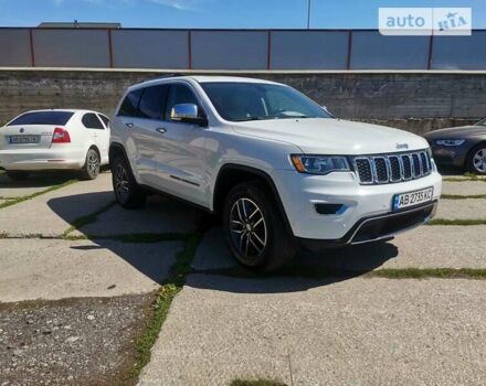 Білий Джип Grand Cherokee, об'ємом двигуна 3.6 л та пробігом 82 тис. км за 23500 $, фото 1 на Automoto.ua