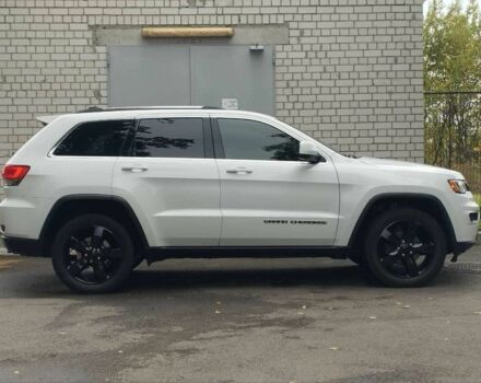 Белый Джип Гранд Чероки, объемом двигателя 3.6 л и пробегом 165 тыс. км за 22490 $, фото 5 на Automoto.ua