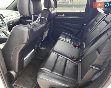 Білий Джип Grand Cherokee, об'ємом двигуна 3.6 л та пробігом 63 тис. км за 29900 $, фото 19 на Automoto.ua