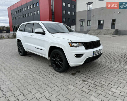 Білий Джип Grand Cherokee, об'ємом двигуна 3.6 л та пробігом 134 тис. км за 18500 $, фото 3 на Automoto.ua