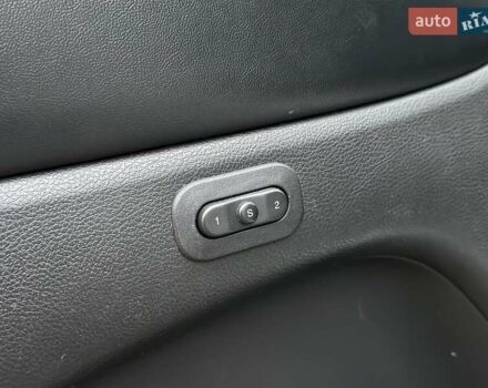 Белый Джип Гранд Чероки, объемом двигателя 5.85 л и пробегом 188 тыс. км за 25900 $, фото 16 на Automoto.ua