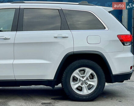 Білий Джип Grand Cherokee, об'ємом двигуна 3.6 л та пробігом 85 тис. км за 19800 $, фото 33 на Automoto.ua