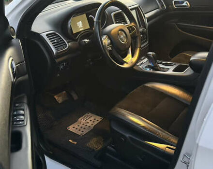 Белый Джип Гранд Чероки, объемом двигателя 3.6 л и пробегом 210 тыс. км за 23700 $, фото 18 на Automoto.ua