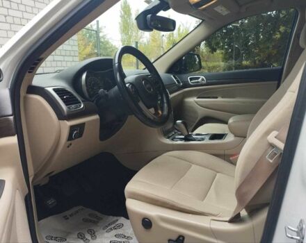 Белый Джип Гранд Чероки, объемом двигателя 3.6 л и пробегом 165 тыс. км за 22490 $, фото 10 на Automoto.ua