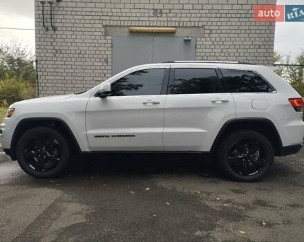 Белый Джип Гранд Чероки, объемом двигателя 3.6 л и пробегом 165 тыс. км за 22490 $, фото 4 на Automoto.ua