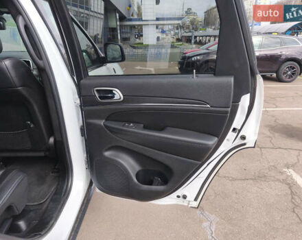 Білий Джип Grand Cherokee, об'ємом двигуна 3.6 л та пробігом 63 тис. км за 29900 $, фото 23 на Automoto.ua