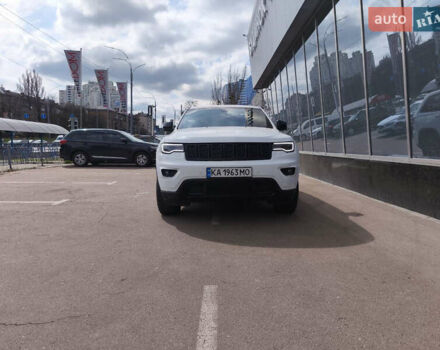 Білий Джип Grand Cherokee, об'ємом двигуна 3.6 л та пробігом 63 тис. км за 29900 $, фото 1 на Automoto.ua