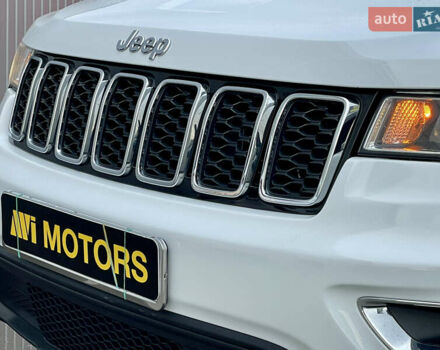 Білий Джип Grand Cherokee, об'ємом двигуна 3.6 л та пробігом 85 тис. км за 19800 $, фото 14 на Automoto.ua