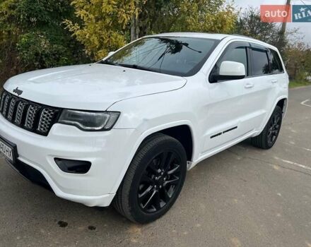 Белый Джип Гранд Чероки, объемом двигателя 3.6 л и пробегом 121 тыс. км за 19900 $, фото 6 на Automoto.ua
