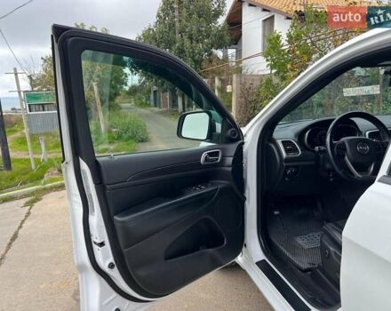 Белый Джип Гранд Чероки, объемом двигателя 3.6 л и пробегом 121 тыс. км за 19900 $, фото 19 на Automoto.ua