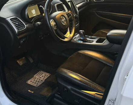 Белый Джип Гранд Чероки, объемом двигателя 3.6 л и пробегом 210 тыс. км за 23700 $, фото 17 на Automoto.ua