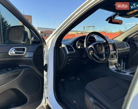 Белый Джип Гранд Чероки, объемом двигателя 3.6 л и пробегом 97 тыс. км за 17800 $, фото 11 на Automoto.ua