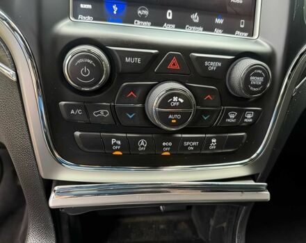 Білий Джип Grand Cherokee, об'ємом двигуна 3.6 л та пробігом 78 тис. км за 13400 $, фото 11 на Automoto.ua