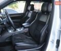Белый Джип Гранд Чероки, объемом двигателя 5.65 л и пробегом 80 тыс. км за 35900 $, фото 8 на Automoto.ua