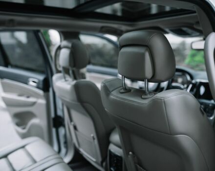 Белый Джип Гранд Чероки, объемом двигателя 0 л и пробегом 90 тыс. км за 35500 $, фото 1 на Automoto.ua