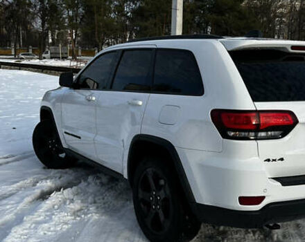 Білий Джип Grand Cherokee, об'ємом двигуна 3.6 л та пробігом 113 тис. км за 24900 $, фото 1 на Automoto.ua