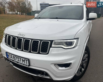Белый Джип Гранд Чероки, объемом двигателя 3 л и пробегом 138 тыс. км за 29999 $, фото 1 на Automoto.ua