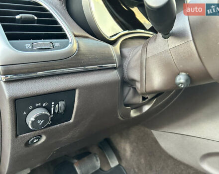 Белый Джип Гранд Чероки, объемом двигателя 3.6 л и пробегом 102 тыс. км за 28000 $, фото 34 на Automoto.ua