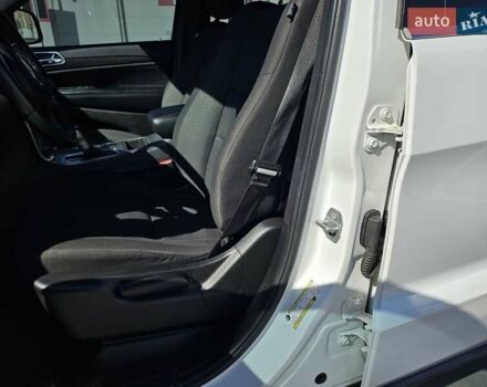 Білий Джип Grand Cherokee, об'ємом двигуна 3.6 л та пробігом 123 тис. км за 20300 $, фото 12 на Automoto.ua