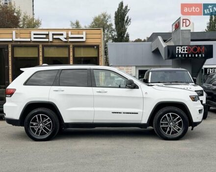 Білий Джип Grand Cherokee, об'ємом двигуна 3.6 л та пробігом 123 тис. км за 28500 $, фото 4 на Automoto.ua