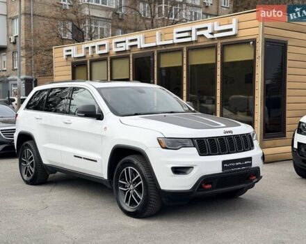 Білий Джип Grand Cherokee, об'ємом двигуна 3.6 л та пробігом 123 тис. км за 28500 $, фото 5 на Automoto.ua