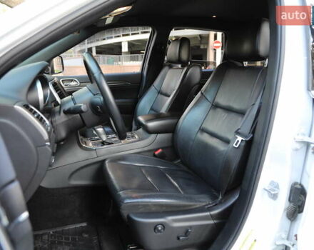 Білий Джип Grand Cherokee, об'ємом двигуна 3.6 л та пробігом 136 тис. км за 21800 $, фото 6 на Automoto.ua