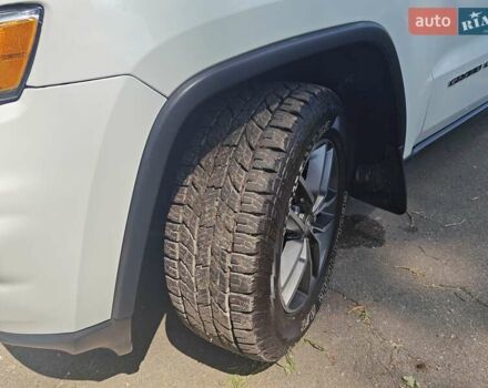 Белый Джип Гранд Чероки, объемом двигателя 3.6 л и пробегом 89 тыс. км за 27700 $, фото 35 на Automoto.ua