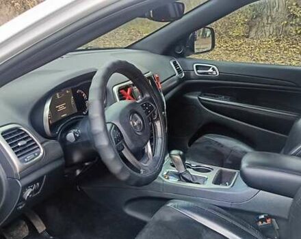 Белый Джип Гранд Чероки, объемом двигателя 3.6 л и пробегом 140 тыс. км за 22500 $, фото 7 на Automoto.ua