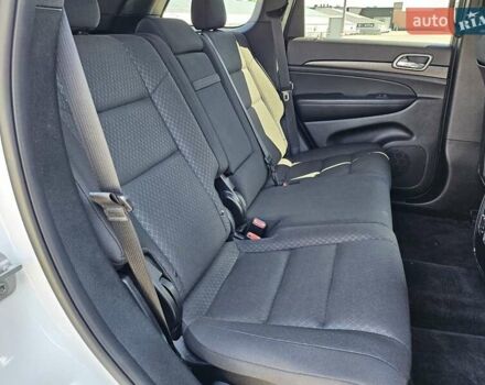 Білий Джип Grand Cherokee, об'ємом двигуна 3.6 л та пробігом 123 тис. км за 20300 $, фото 15 на Automoto.ua