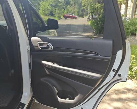 Белый Джип Гранд Чероки, объемом двигателя 3.6 л и пробегом 89 тыс. км за 27700 $, фото 51 на Automoto.ua