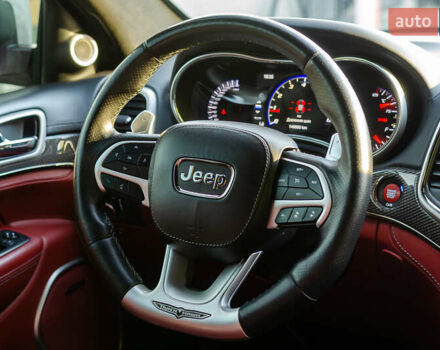 Білий Джип Grand Cherokee, об'ємом двигуна 6.2 л та пробігом 148 тис. км за 57700 $, фото 20 на Automoto.ua