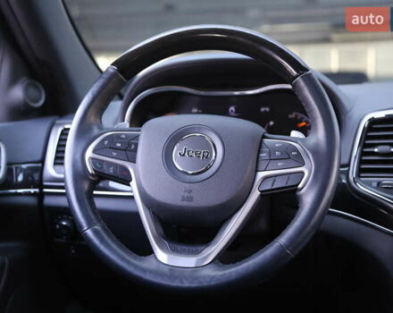 Белый Джип Гранд Чероки, объемом двигателя 5.65 л и пробегом 80 тыс. км за 35900 $, фото 15 на Automoto.ua