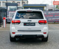 Білий Джип Grand Cherokee, об'ємом двигуна 6.2 л та пробігом 148 тис. км за 57700 $, фото 9 на Automoto.ua