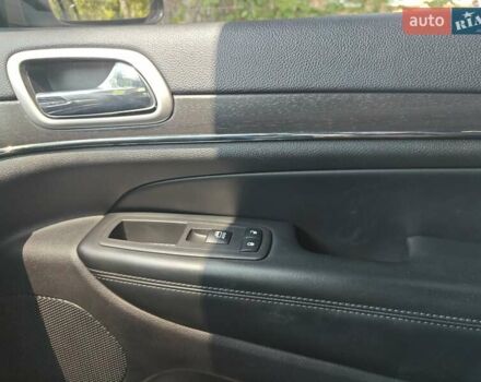 Белый Джип Гранд Чероки, объемом двигателя 3.6 л и пробегом 89 тыс. км за 27700 $, фото 76 на Automoto.ua