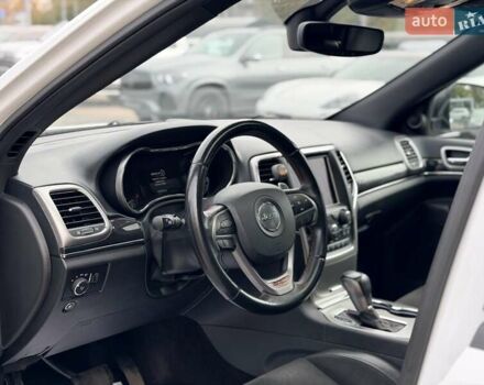 Білий Джип Grand Cherokee, об'ємом двигуна 3.6 л та пробігом 123 тис. км за 28500 $, фото 12 на Automoto.ua