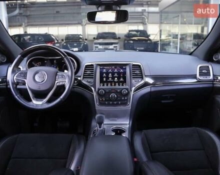 Белый Джип Гранд Чероки, объемом двигателя 5.65 л и пробегом 80 тыс. км за 35900 $, фото 13 на Automoto.ua