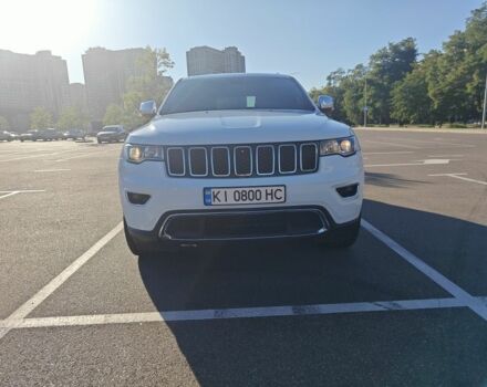 Білий Джип Grand Cherokee, об'ємом двигуна 3.6 л та пробігом 93 тис. км за 27777 $, фото 1 на Automoto.ua