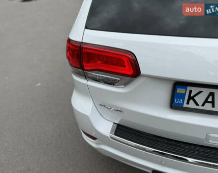 Білий Джип Grand Cherokee, об'ємом двигуна 5.7 л та пробігом 93 тис. км за 34900 $, фото 11 на Automoto.ua