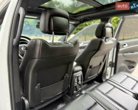 Білий Джип Grand Cherokee, об'ємом двигуна 5.7 л та пробігом 93 тис. км за 34900 $, фото 34 на Automoto.ua