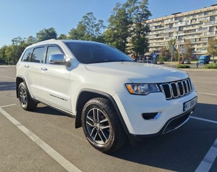 Білий Джип Grand Cherokee, об'ємом двигуна 3.6 л та пробігом 93 тис. км за 27777 $, фото 2 на Automoto.ua