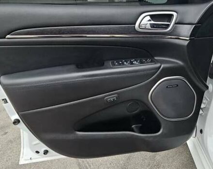 Білий Джип Grand Cherokee, об'ємом двигуна 3.6 л та пробігом 134 тис. км за 26500 $, фото 12 на Automoto.ua